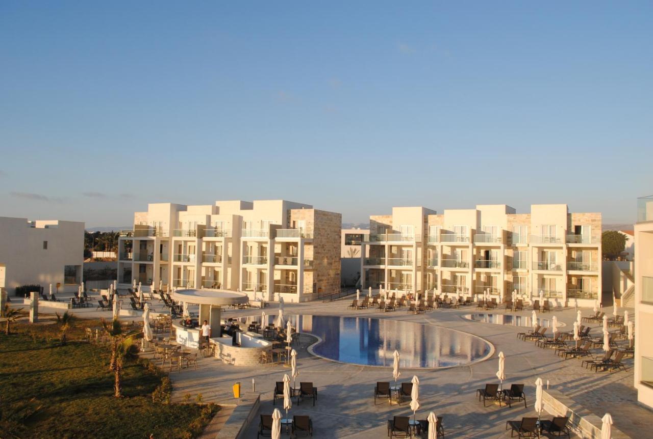 Gold Lagoon Kosher Hotel - By Amphora Hotel & Suites Paphos Exterior foto