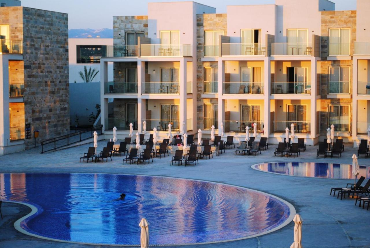 Gold Lagoon Kosher Hotel - By Amphora Hotel & Suites Paphos Exterior foto