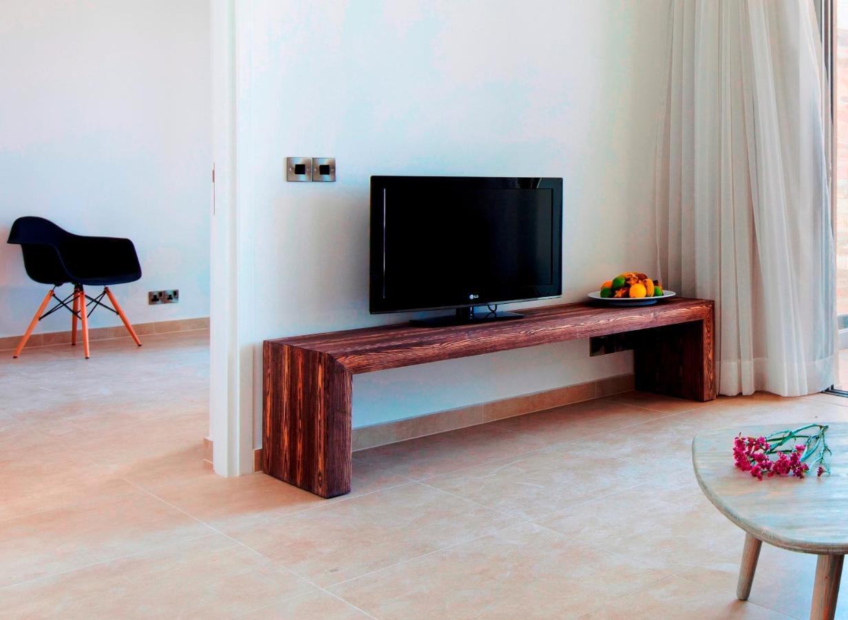 Gold Lagoon Kosher Hotel - By Amphora Hotel & Suites Paphos Exterior foto